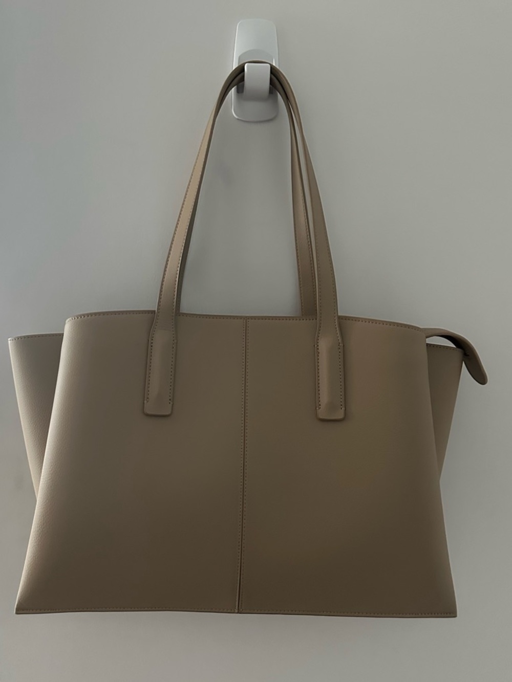 Freja “Paloma” tote in Latte